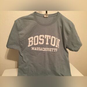 HANES Authentic Men’s t-shirt size large